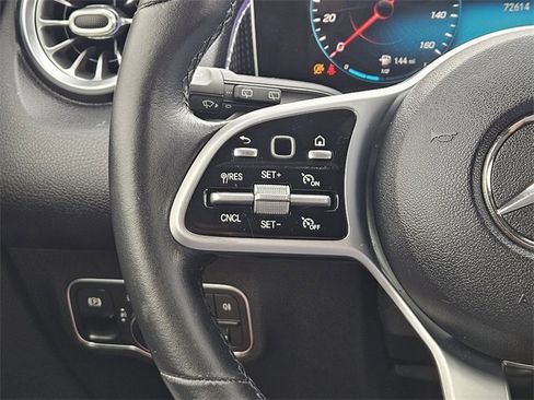 Used 2020 Mercedes-Benz GLB 250 4MATIC image 27