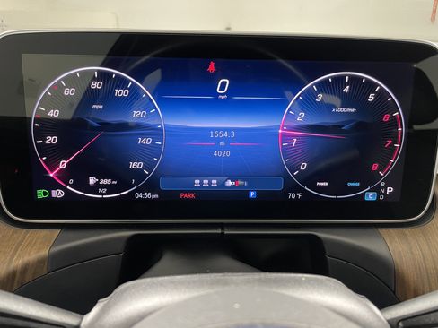 Used 2025 Mercedes-Benz C 300 Sedan image 16