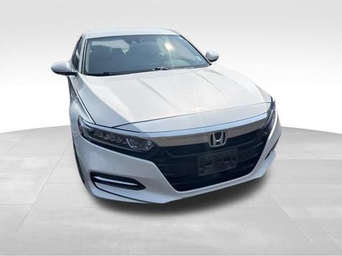 Used 2019 Honda Accord Hybrid image 6