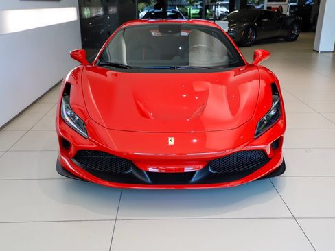 Certified 2022 Ferrari F8 Tributo RWD image 7
