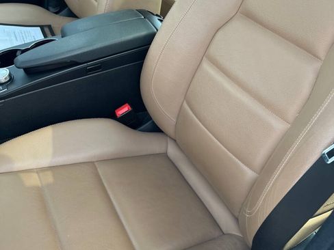 Used 2014 Mercedes-Benz C 250 Sedan image 16