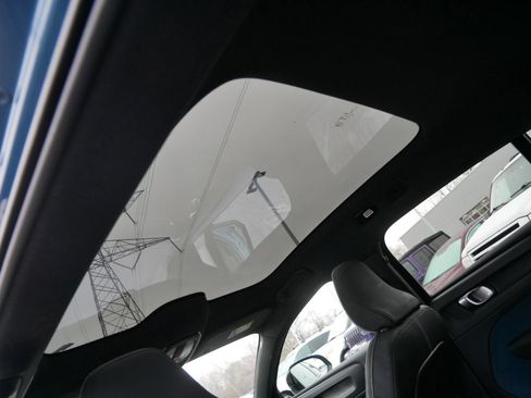 Certified 2022 Volvo C40 P8 Recharge Ultimate image 11