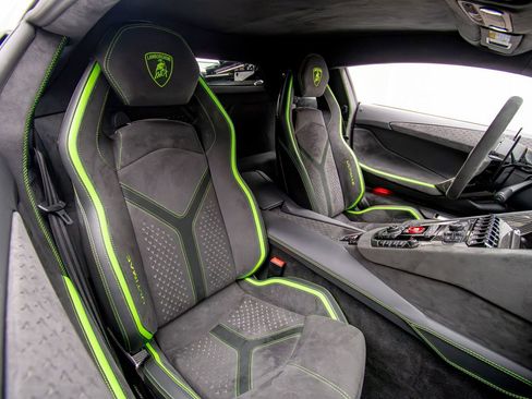 Used 2022 Lamborghini Aventador LP 780-4 Ultimae AWD/4WD image 13