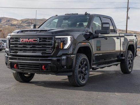 Used 2024 GMC Sierra 2500 AT4 w/ Technology Package image 31