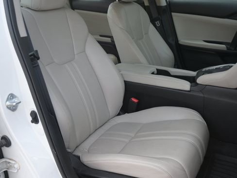 Used 2021 Honda Insight Touring image 33