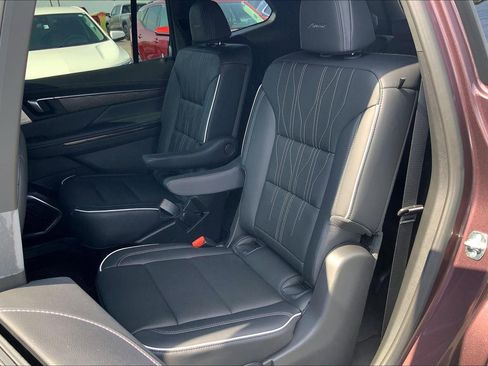 New 2026 Buick Enclave Avenir w/ Super Cruise Package image 10