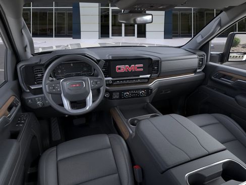 New 2025 GMC Sierra 3500 SLT w/ SLT Convenience Package image 16