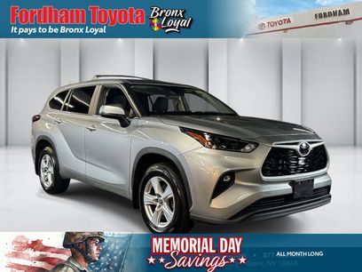 Used 2024 Toyota Highlander LE
