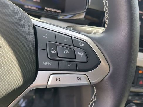 Certified 2025 Volkswagen Taos S FWD image 24