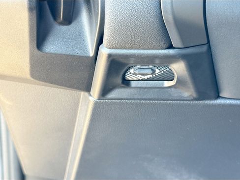 Used 2025 BMW X3 xDrive30i image 36