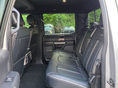 Used 2022 Ford F250 Platinum w/ Tremor Off-Road Package AWD/4WD image 29