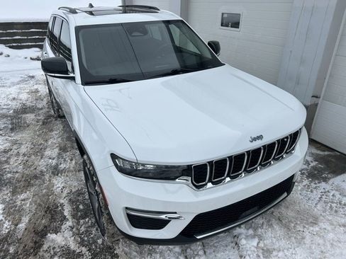 Certified 2022 Jeep Grand Cherokee Limited 4xe image 7