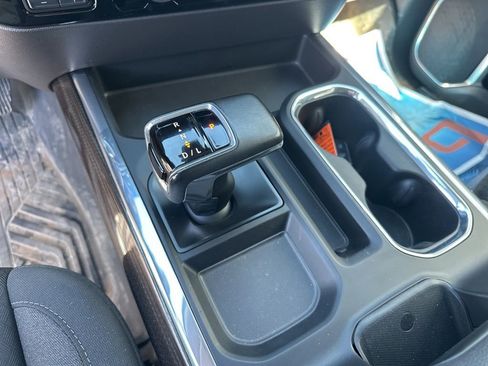 Used 2024 Chevrolet Silverado 1500 LT Trail Boss w/ Protection Package AWD/4WD image 18