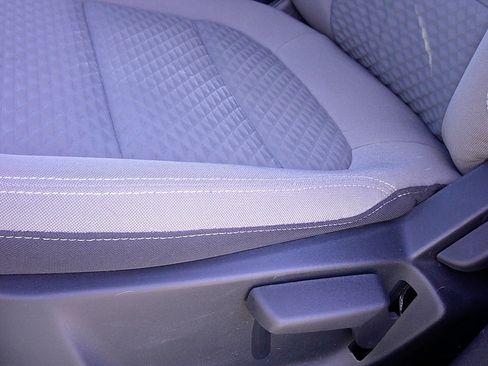 Certified 2022 Ford Escape SE w/ Cold Weather Package image 9