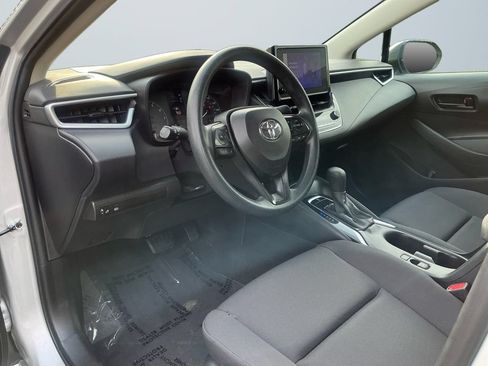 Used 2024 Toyota Corolla LE FWD image 11