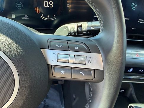 Used 2024 Hyundai Kona SEL FWD image 24
