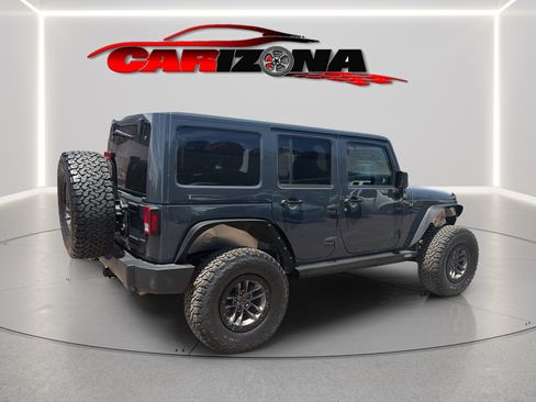 Used 2016 Jeep Wrangler Unlimited Rubicon w/ Connectivity Group AWD/4WD image 11