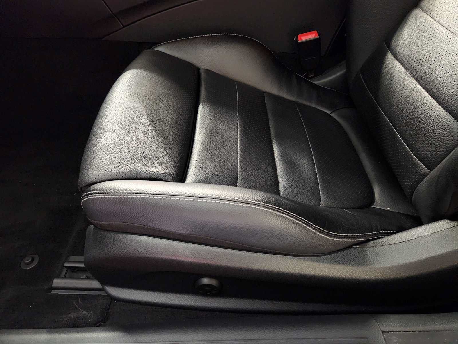 Used 2018 Mercedes-Benz C 300 Coupe image 24