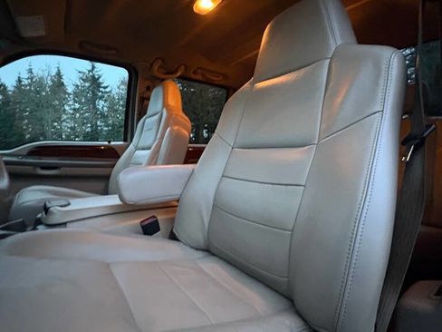 Used 2004 Ford F350 4x4 Crew Cab DRW Super Duty image 9