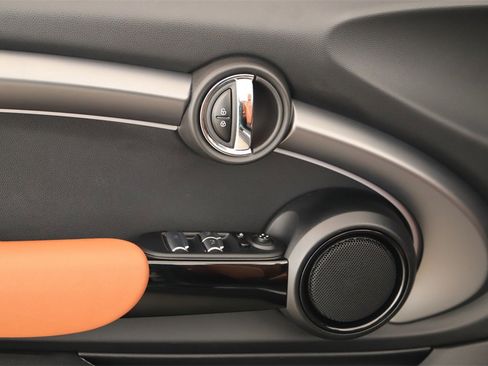 Used 2024 MINI Cooper S w/ Signature Upholstery Package image 18