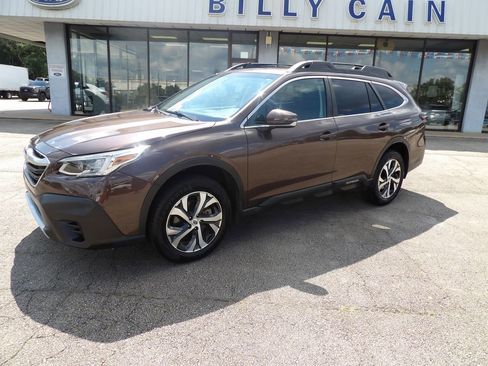 Used 2021 Subaru Outback Limited w/ Popular Package #2 image 2