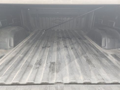 Used 2020 Chevrolet Silverado 1500 Custom w/ Custom Value Package image 30