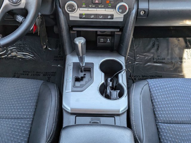 Used 2013 Toyota Camry SE FWD image 16