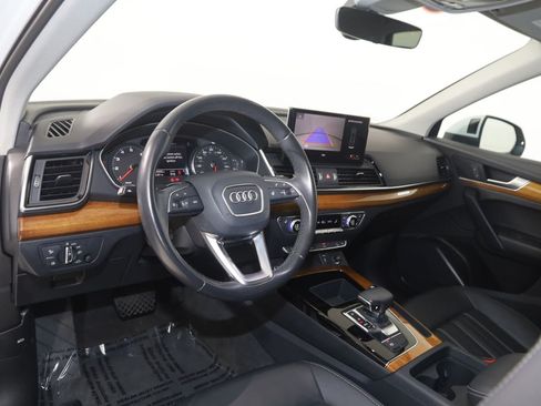 Used 2023 Audi Q5 2.0T Premium w/ Convenience Package AWD/4WD image 25