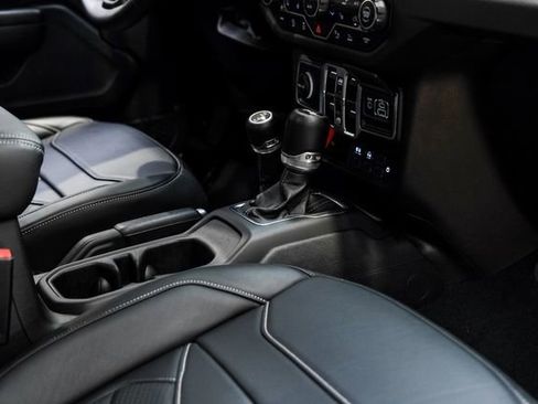 Used 2024 Jeep Wrangler Unlimited Sport AWD/4WD image 66
