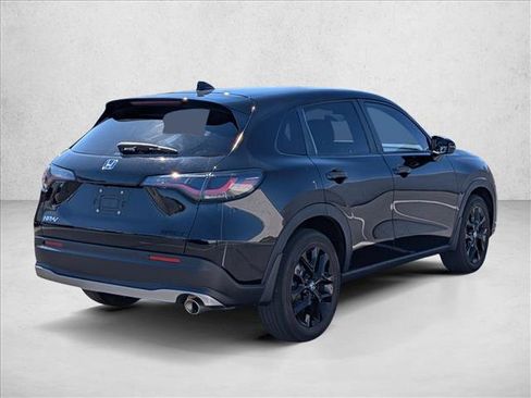 Used 2024 Honda HR-V Sport image 5