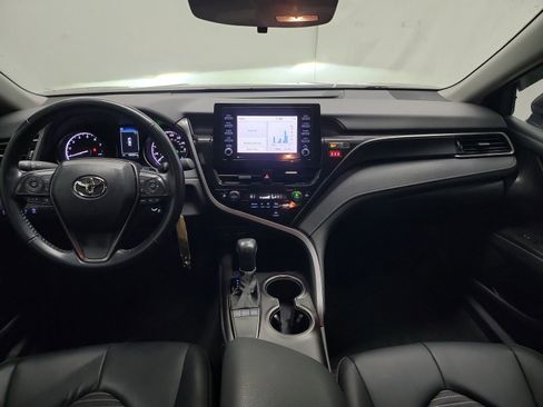 Used 2023 Toyota Camry SE image 15