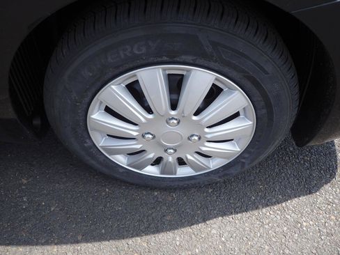 Used 2017 Kia Forte LX FWD image 21