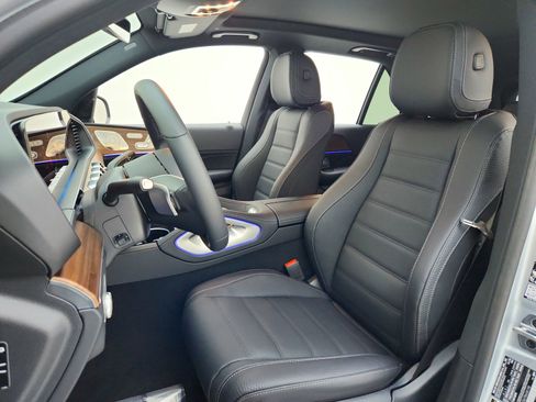 New 2026 Mercedes-Benz GLE 580 4MATIC image 17