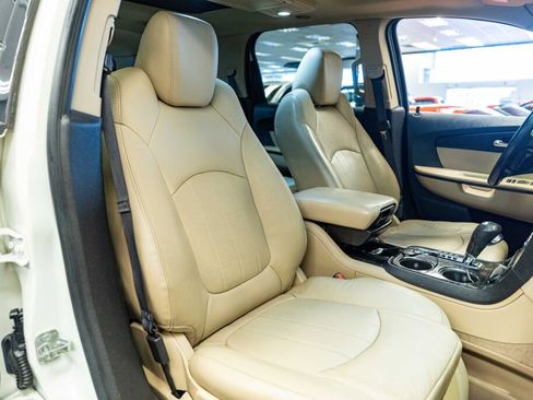 Used 2012 GMC Acadia Denali image 15