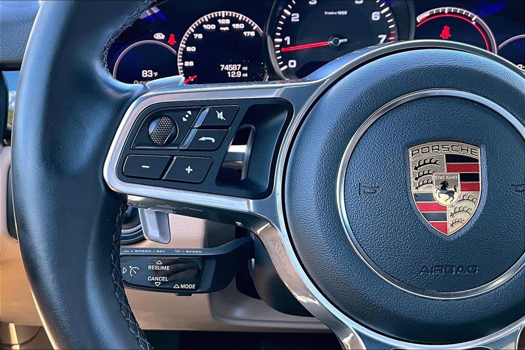 Used 2019 Porsche Cayenne AWD/4WD image 23
