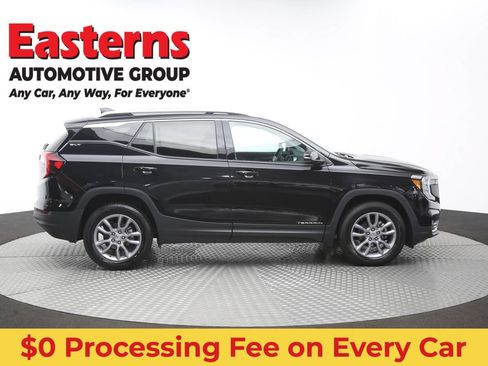 Used 2024 GMC Terrain SLT AWD/4WD image 47