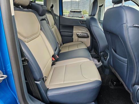 Used 2025 Ford Maverick Lariat w/ 4K Tow Package image 32