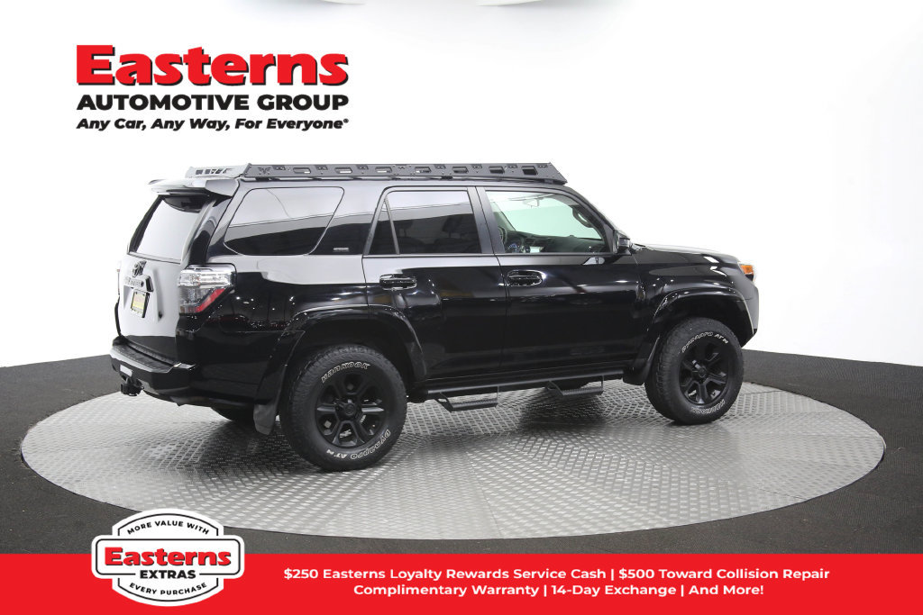Used 2014 Toyota 4Runner SR5 AWD/4WD image 44