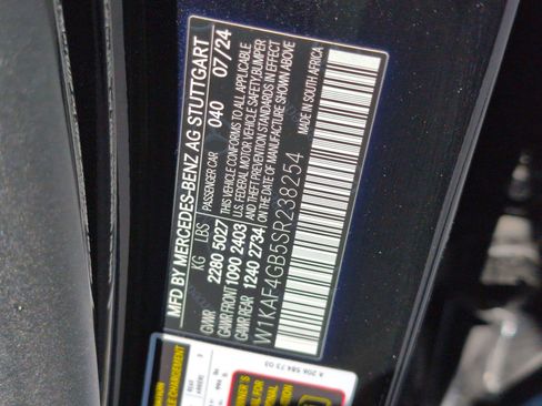 Used 2025 Mercedes-Benz C 300 Sedan image 35