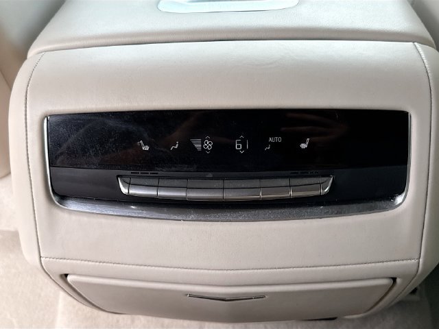 Used 2024 Cadillac Escalade Sport Platinum AWD/4WD image 21
