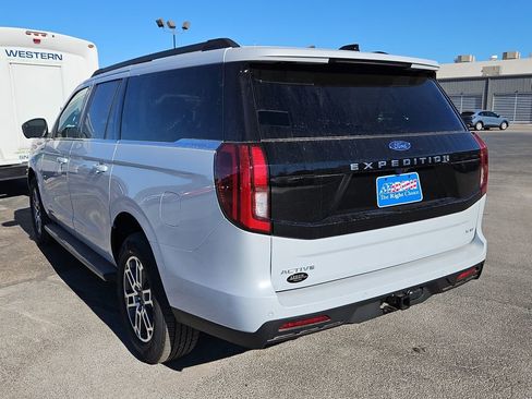 New 2025 Ford Expedition Max Active image 9