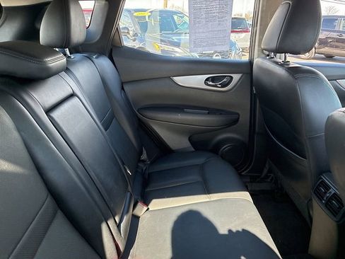 Used 2020 Nissan Rogue Sport SL w/ Premium Package image 18