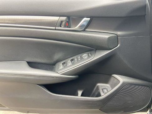 Used 2022 Honda Accord Sport image 17