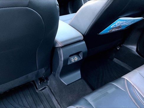 Used 2024 Subaru Crosstrek 2.5i Limited image 30