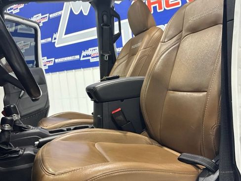 Used 2020 Jeep Wrangler Unlimited Rubicon AWD/4WD image 16