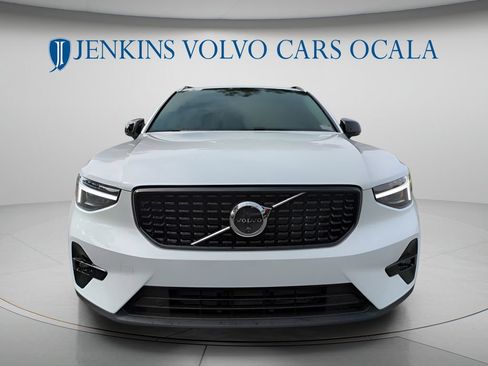 New 2026 Volvo XC40 B5 Plus w/ Protection Package Premier AWD/4WD image 9