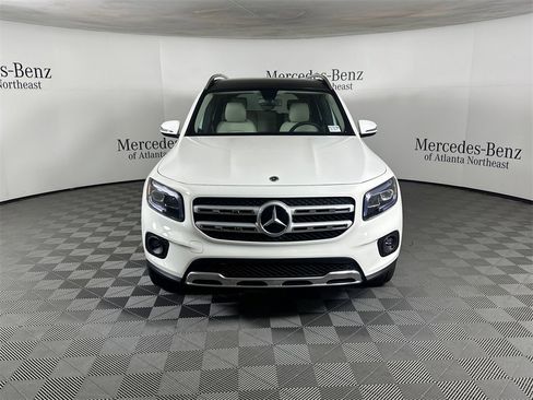 Certified 2022 Mercedes-Benz GLB 250 image 2