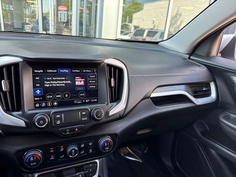 Used 2022 GMC Terrain SLT FWD image 37