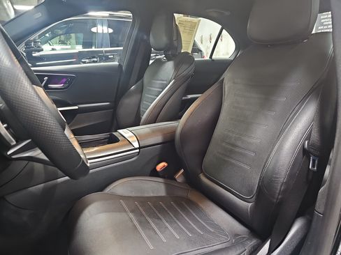 Used 2024 Mercedes-Benz C 300 Sedan image 16