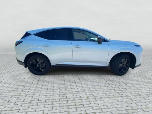 Certified 2025 Nissan Murano SV AWD/4WD image 9